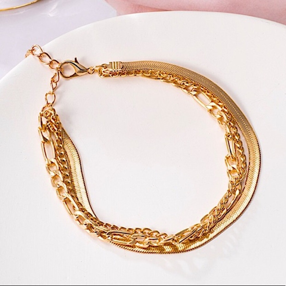 ⚜️[𝟯/$𝟭𝟴]⚜️NEW 3 Layered Curb Figaro Herringbone Chains Bracelet - Picture 10 of 13